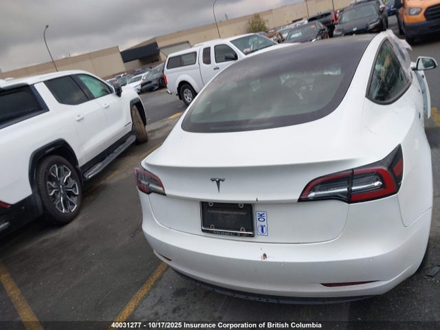 5YJ3E1EA4MF907735 Tesla MODEL 3