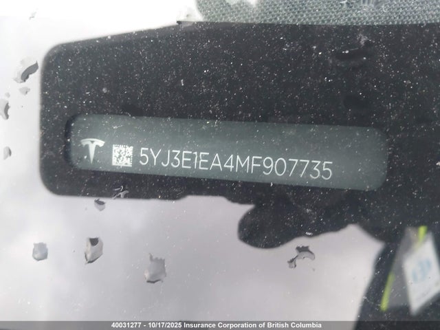 5YJ3E1EA4MF907735 Tesla MODEL 3