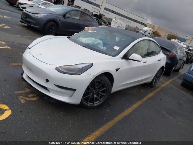 5YJ3E1EA4MF907735 Tesla MODEL 3