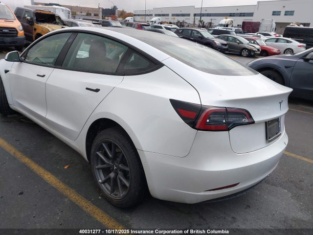 5YJ3E1EA4MF907735 Tesla MODEL 3