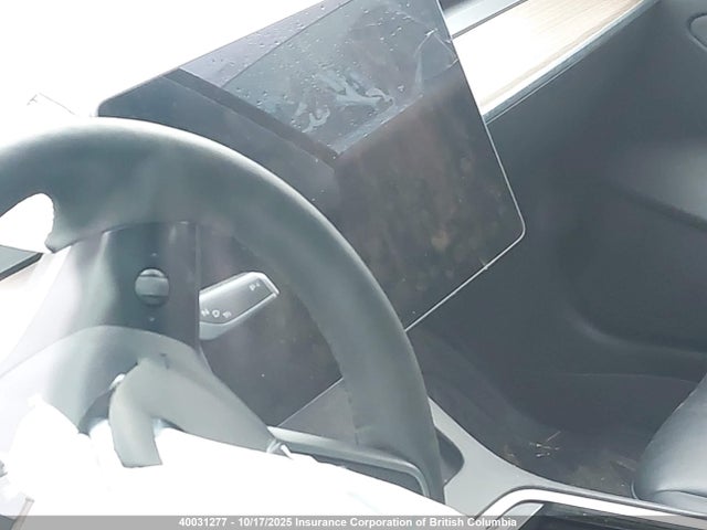 5YJ3E1EA4MF907735 Tesla MODEL 3
