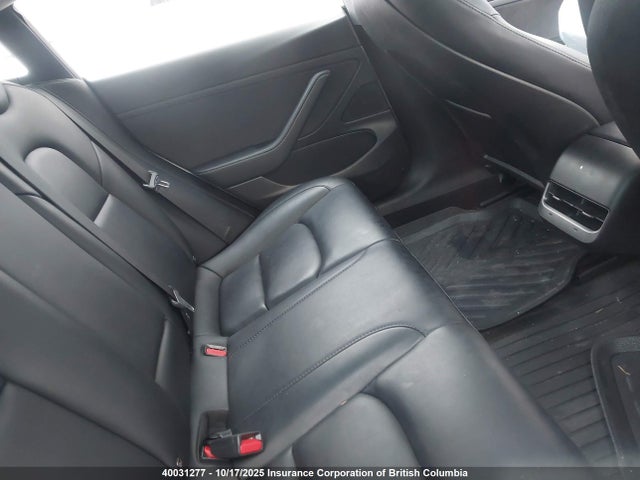 5YJ3E1EA4MF907735 Tesla MODEL 3