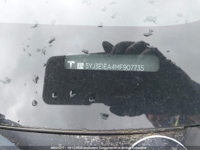5YJ3E1EA4MF907735 Tesla MODEL 3