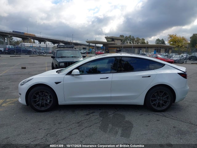 5YJ3E1EA6KF483133 Tesla MODEL 3