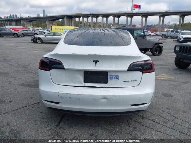 5YJ3E1EA6KF483133 Tesla MODEL 3