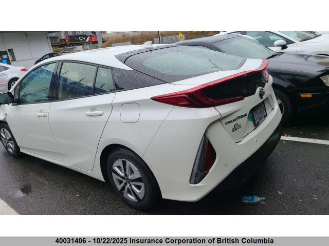 40031406 :رقم المزاد ، JTDKARFPXL3158590 vin ، 2020 Toyota Prius مزاد بيع