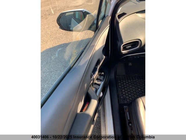 40031406 :رقم المزاد ، JTDKARFPXL3158590 vin ، 2020 Toyota Prius مزاد بيع