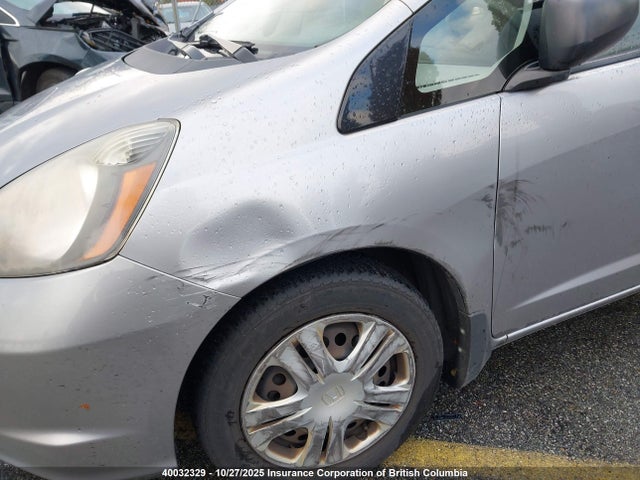 40032329 :رقم المزاد ، JHMGE88219S805929 vin ، 2009 Honda Fit مزاد بيع