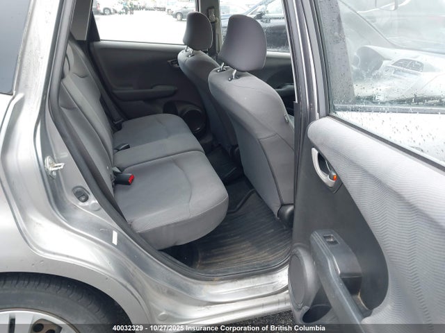 40032329 :رقم المزاد ، JHMGE88219S805929 vin ، 2009 Honda Fit مزاد بيع