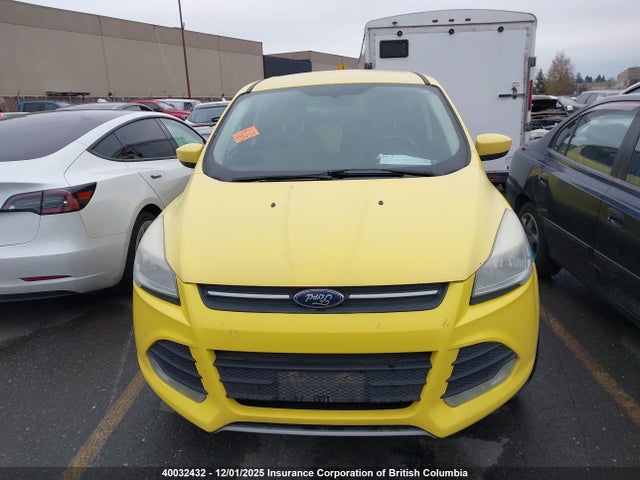 1FMCU0GX5EUE30168 Ford ESCAPE SE