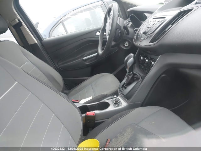 1FMCU0GX5EUE30168 Ford ESCAPE SE