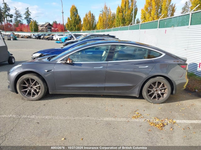 5YJ3E1EA7KF396454 Tesla MODEL 3