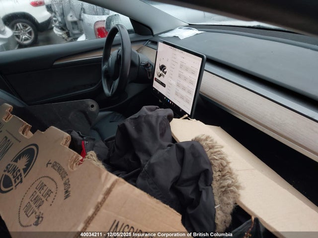 5YJ3E1EA2PF502400 Tesla MODEL 3