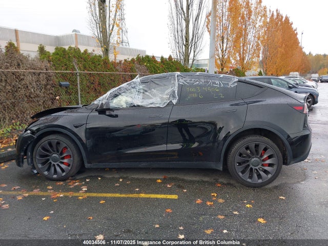 Продажа на аукционе авто 2023 Tesla Model Y, vin: LRWYGDFD2PC005318, номер лота: 40034506
