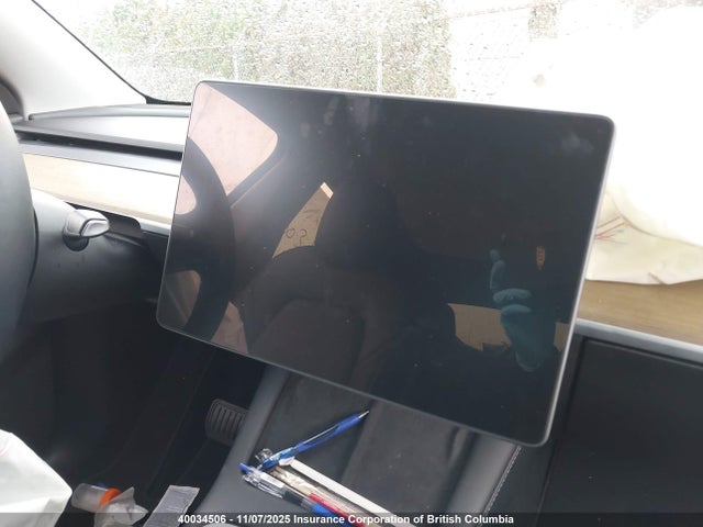 Продажа на аукционе авто 2023 Tesla Model Y, vin: LRWYGDFD2PC005318, номер лота: 40034506
