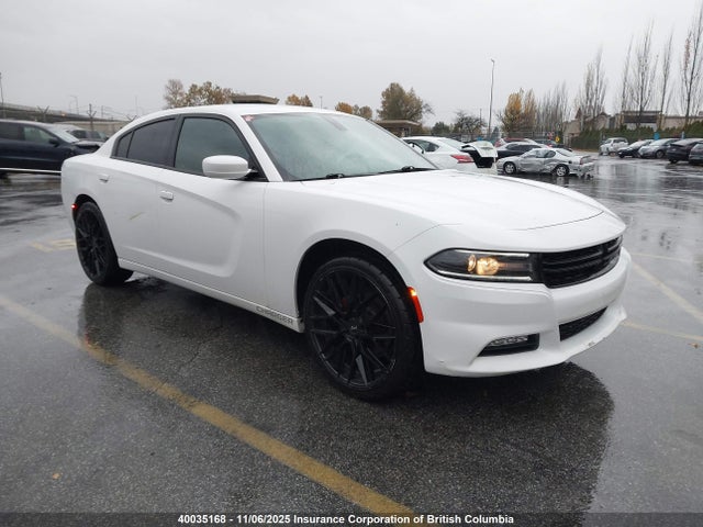 2015 Dodge Charger Sxt მანქანა იყიდება აუქციონზე, vin: 2C3CDXHG2FH851849, აუქციონის ნომერი: 40035168