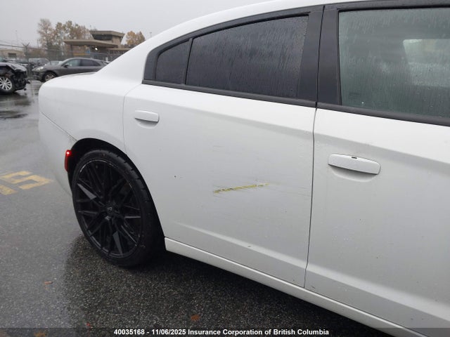 2015 Dodge Charger Sxt მანქანა იყიდება აუქციონზე, vin: 2C3CDXHG2FH851849, აუქციონის ნომერი: 40035168