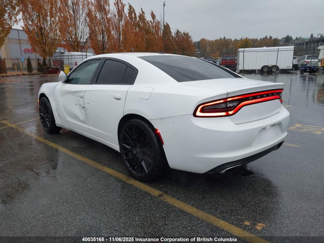2015 Dodge Charger Sxt მანქანა იყიდება აუქციონზე, vin: 2C3CDXHG2FH851849, აუქციონის ნომერი: 40035168