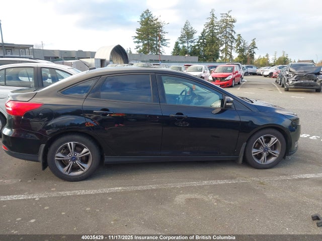 Ford Focus 2018 1FADP3FE1JL306177 Image 31