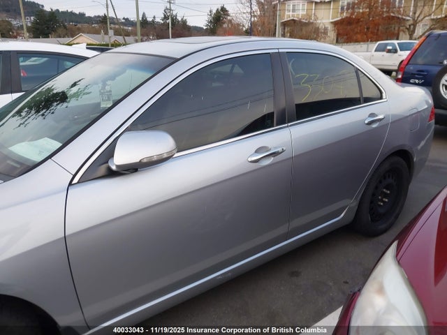 40033043 :رقم المزاد ، JH4CL968X5C800203 vin ، 2005 Acura Tsx مزاد بيع