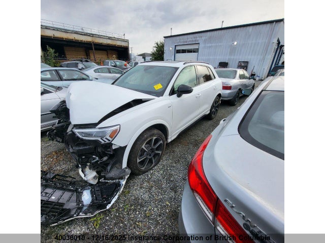40036010 :رقم المزاد ، WA1FECF33M1132548 vin ، 2021 Audi Q3 مزاد بيع