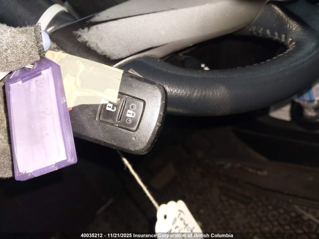 2014 Toyota Prius C მანქანა იყიდება აუქციონზე, vin: JTDKDTB39E1080325, აუქციონის ნომერი: 40035212