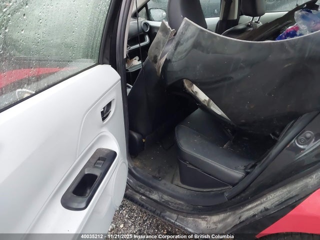 2014 Toyota Prius C მანქანა იყიდება აუქციონზე, vin: JTDKDTB39E1080325, აუქციონის ნომერი: 40035212