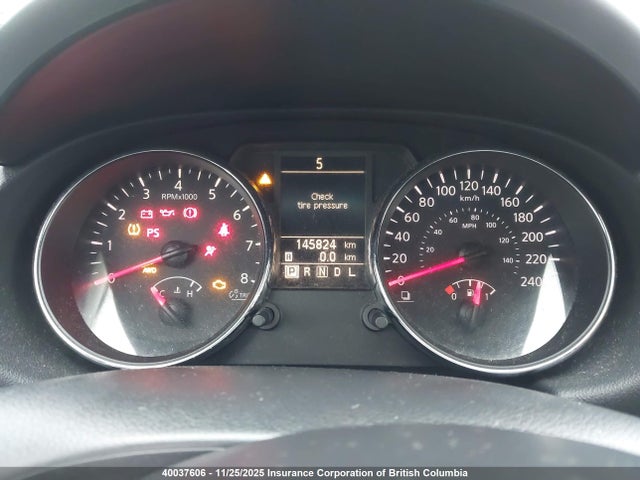 2011 Nissan Rogue მანქანა იყიდება აუქციონზე, vin: JN8AS5MV5BW267446, აუქციონის ნომერი: 40037606