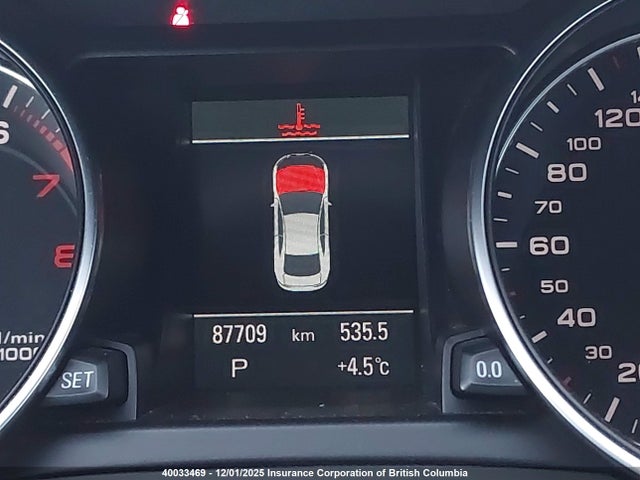 2013 Audi A5 Premium მანქანა იყიდება აუქციონზე, vin: WAUMFBFR2DA018370, აუქციონის ნომერი: 40033469