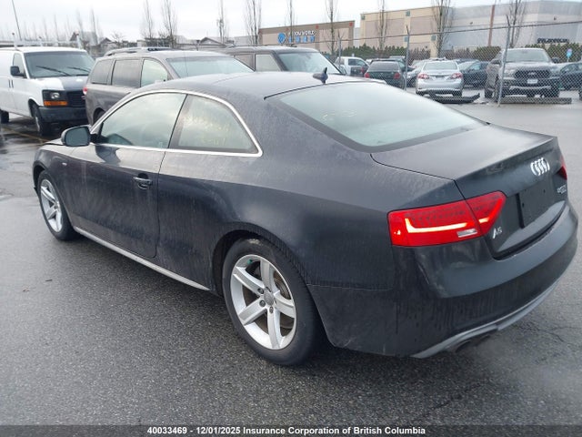 2013 Audi A5 Premium მანქანა იყიდება აუქციონზე, vin: WAUMFBFR2DA018370, აუქციონის ნომერი: 40033469