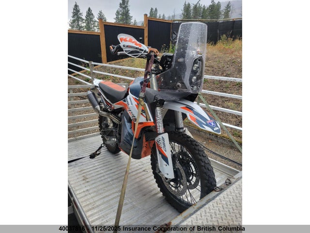 2021 VBKTR6407MM804941 main image