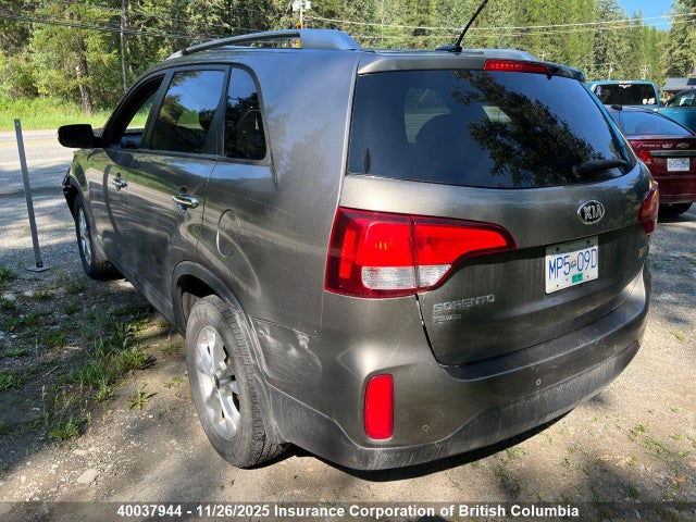 KIA Sorento Lx V6 2015 5XYKTDA78FG587912 Image 23