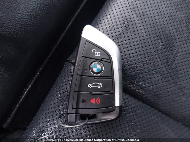 2022 Bmw 330e მანქანა იყიდება აუქციონზე, vin: WBA5P9C07NFM04321, აუქციონის ნომერი: 40038750