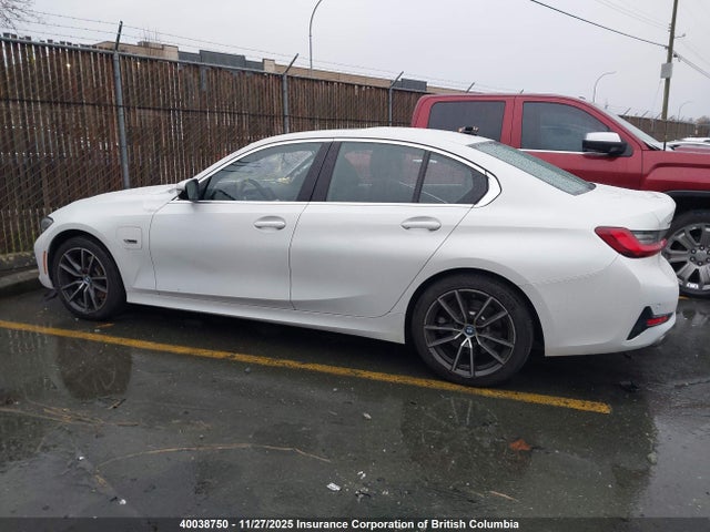 2022 Bmw 330e მანქანა იყიდება აუქციონზე, vin: WBA5P9C07NFM04321, აუქციონის ნომერი: 40038750