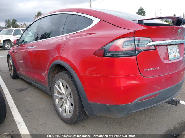 5YJXCDE28JF138136 Tesla MODEL X