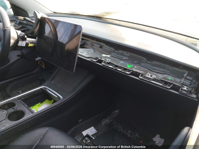 5YJ3E1EAXMF985808 Tesla MODEL 3