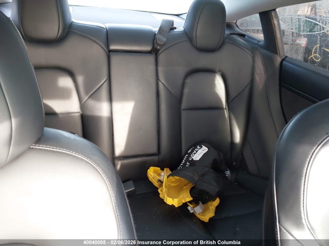 5YJ3E1EAXMF985808 Tesla MODEL 3