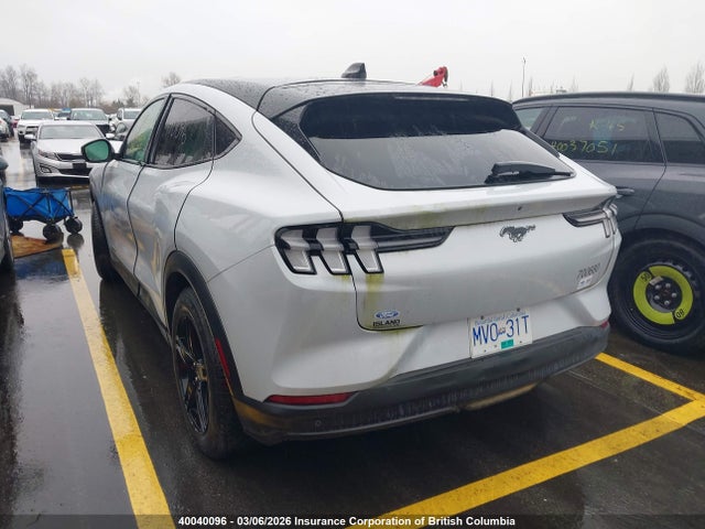 Ford Mustang Mach-e Select 2021 3FMTK1RMXMMA55461 Image 3