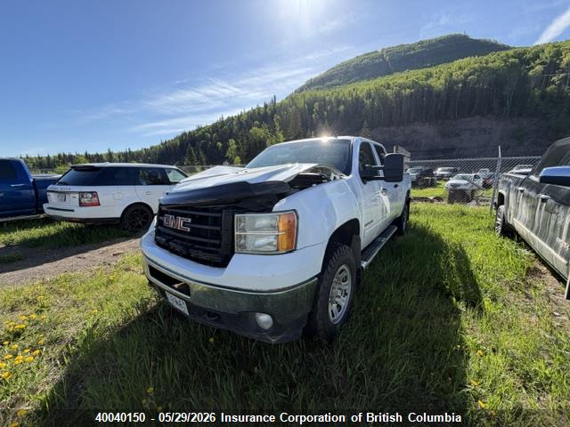 40040150 :رقم المزاد ، 1GT120CG6EF143787 vin ، 2014 Gmc Sierra K2500 Sle مزاد بيع