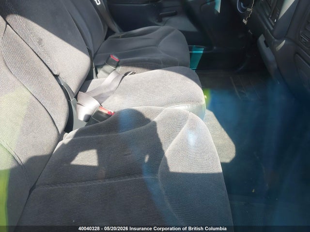40040328 :رقم المزاد ، 1GTGK24U7XE536992 vin ، 1999 Gmc New Sierra K2500 مزاد بيع