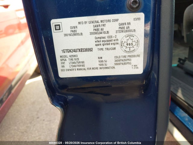 40040328 :رقم المزاد ، 1GTGK24U7XE536992 vin ، 1999 Gmc New Sierra K2500 مزاد بيع