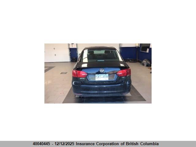 40040445 :رقم المزاد ، 3VWD07AJ4EM245130 vin ، 2014 Volkswagen Jetta مزاد بيع