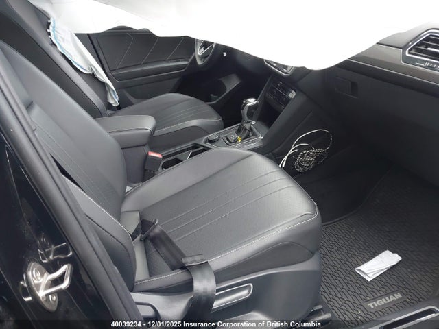 3VV8B7AX6PM058771 Volkswagen Tiguan Se R-line Black