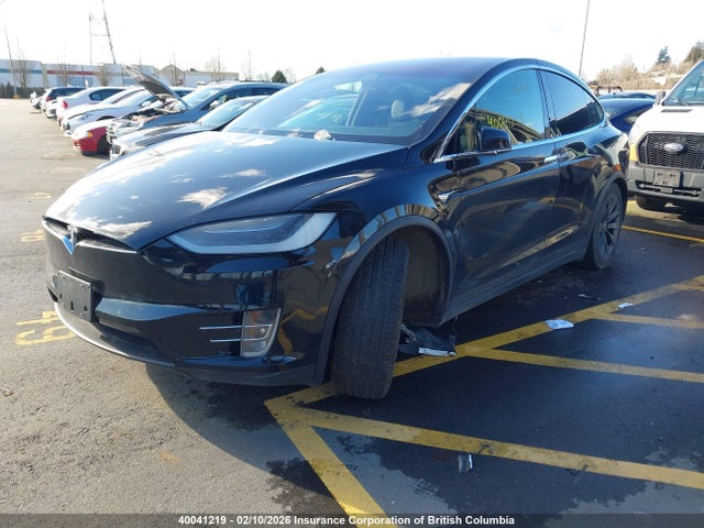 5YJXCAE25JF088973 Tesla Model X Awd/standard Range