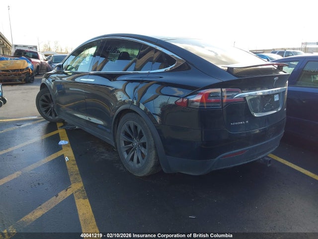 5YJXCAE25JF088973 Tesla Model X Awd/standard Range
