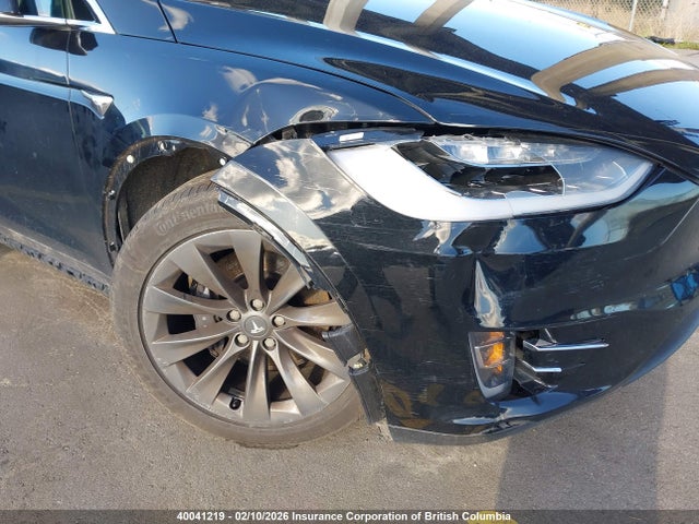 5YJXCAE25JF088973 Tesla Model X Awd/standard Range