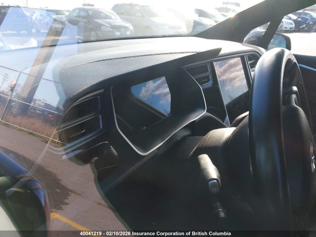 5YJXCAE25JF088973 Tesla Model X Awd/standard Range