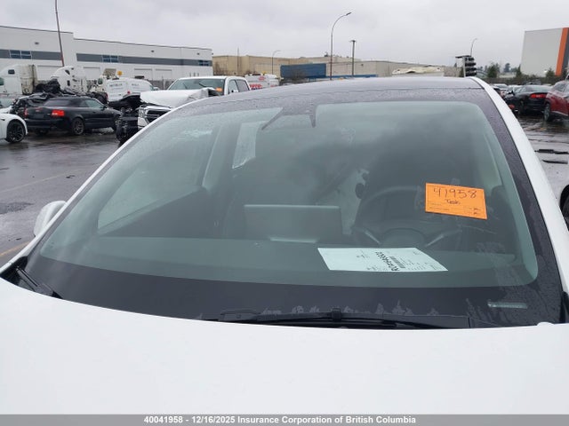 Продажа на аукционе авто 2021 Tesla Model Y, vin: 5YJYGDEF2MF202221, номер лота: 40041958