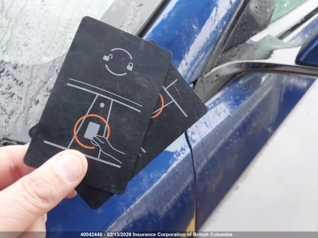 5YJ3E1EC2MF044256 Tesla MODEL 3