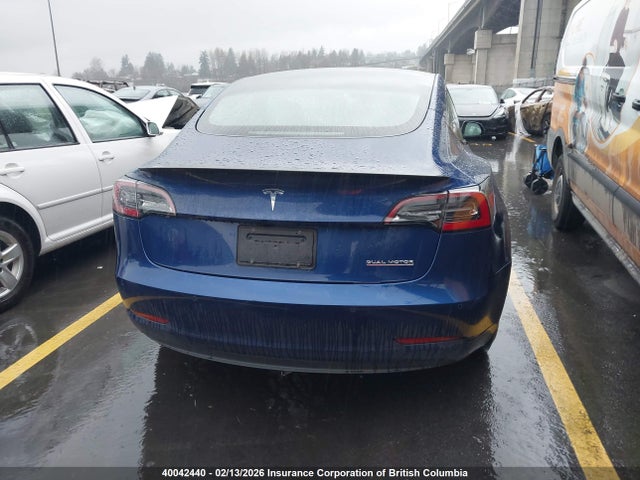 5YJ3E1EC2MF044256 Tesla MODEL 3